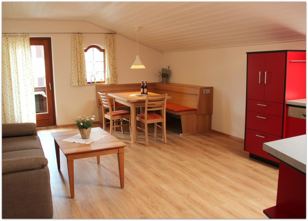 Ferienwohnungen Gastager Ruhpolding Kamer foto